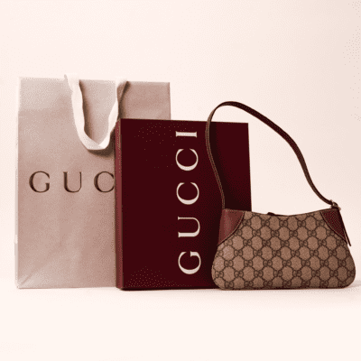 Gucci GG Emblem Super Mini Shoulder Bag - RRP £960 - Image 8
