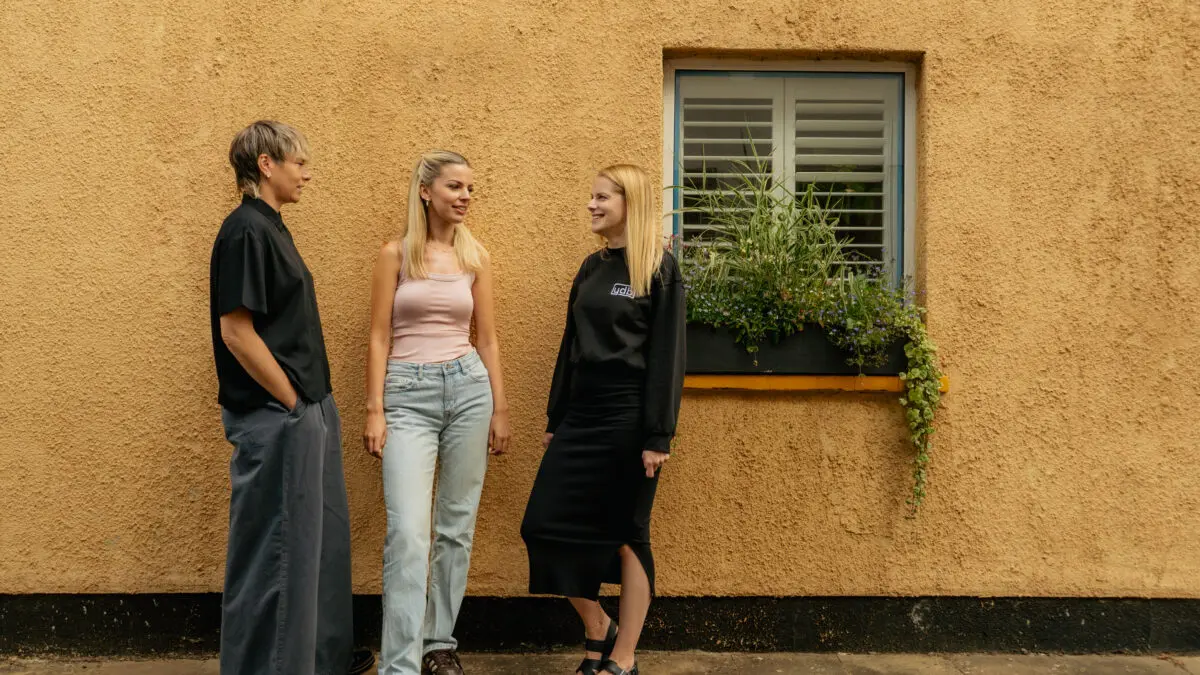 Nic, Kate and Philippa Group Photo