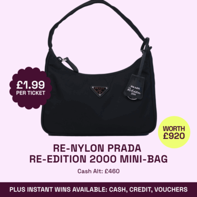 Prada Re-Nylon Re-Edition 2000 Mini-Bag on pink backgroun